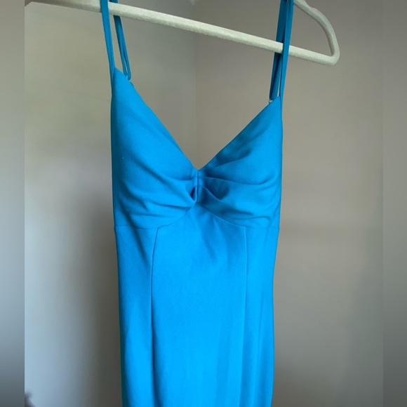 Blue Gown - Picture 6 of 9